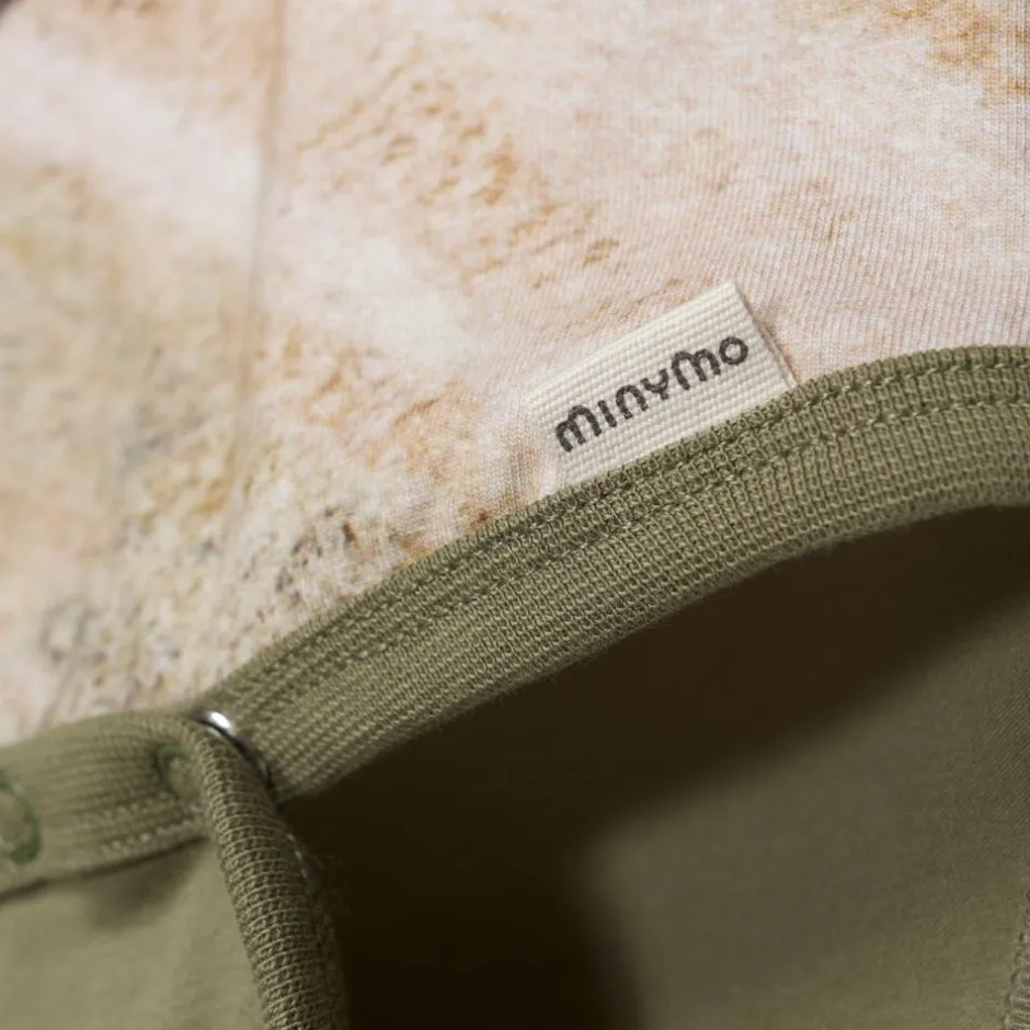 Minymo Mejetærsker Baby Body i økologisk bomuld - Deep Lichen Green